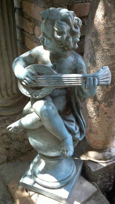 Ancient statue depicting the lute